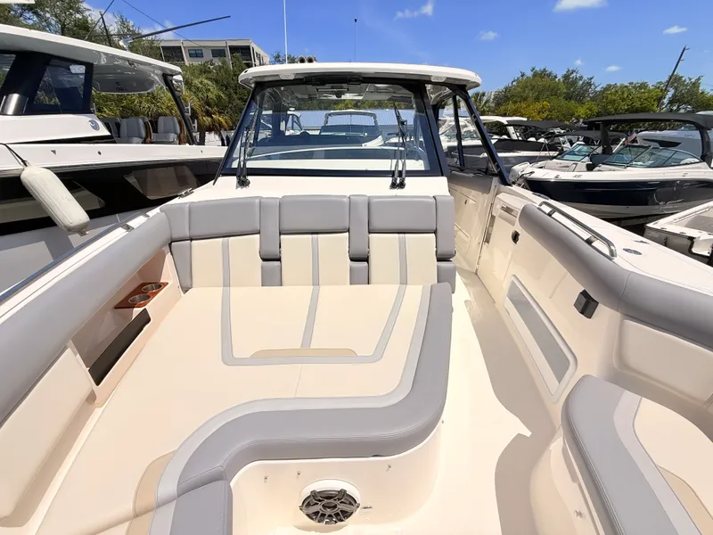 Slide: The Image of Boston Whaler 380 Realm 2026 - 66