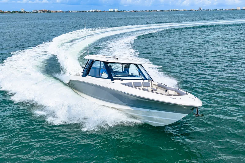 Slide: The Image of Boston Whaler 380 Realm 2026 - 27