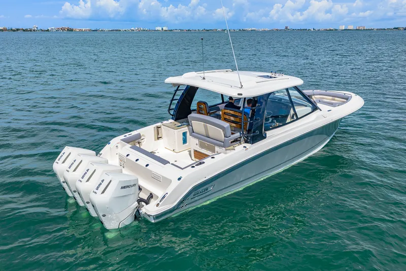 Slide: The Image of Boston Whaler 380 Realm 2026 - 20