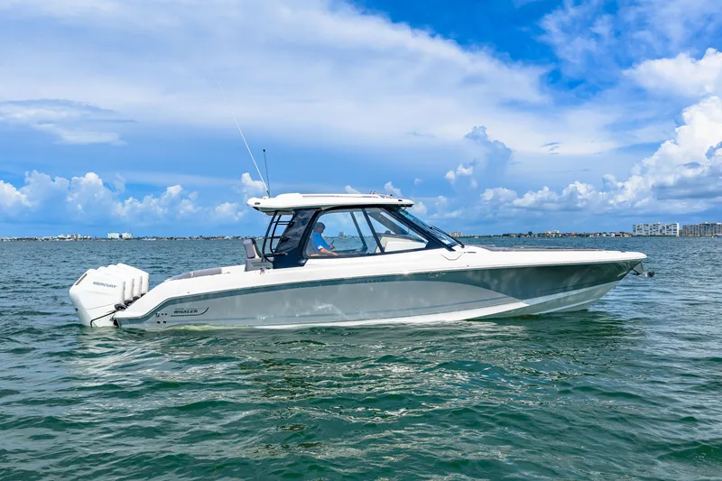 Slide: The Image of Boston Whaler 380 Realm 2026 - 14