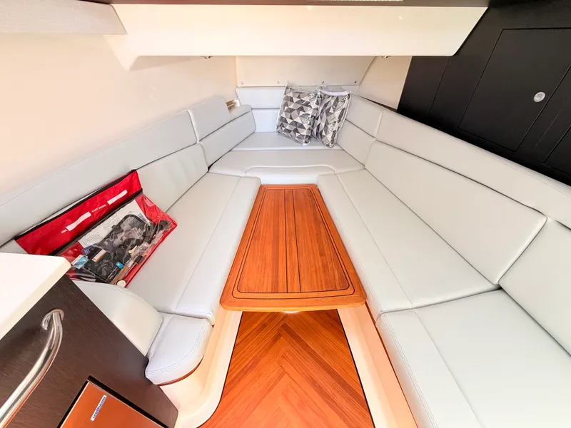Slide: The Image of Boston Whaler 380 Realm 2026 - 20