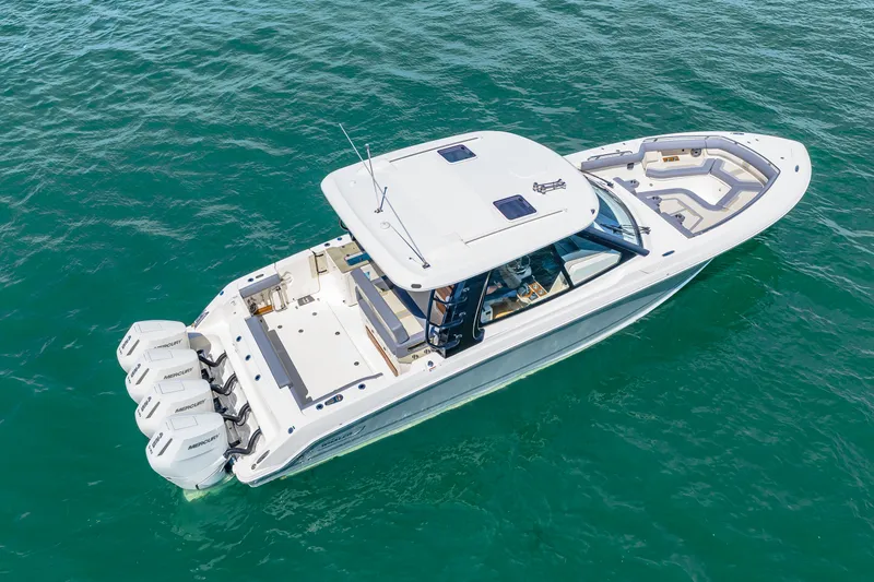 Slide: The Image of Boston Whaler 380 Realm 2026 - 21