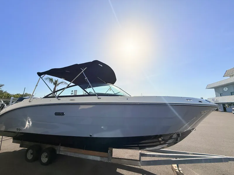 Slide: The Image of Sea Ray SDX 250 Outboard 2026 - 5