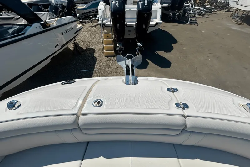Slide: The Image of Sea Ray SDX 290 Outboard 2026 - 23