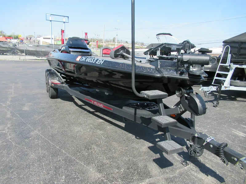 Slide: The Image of Vexus VX20 2021 - 8