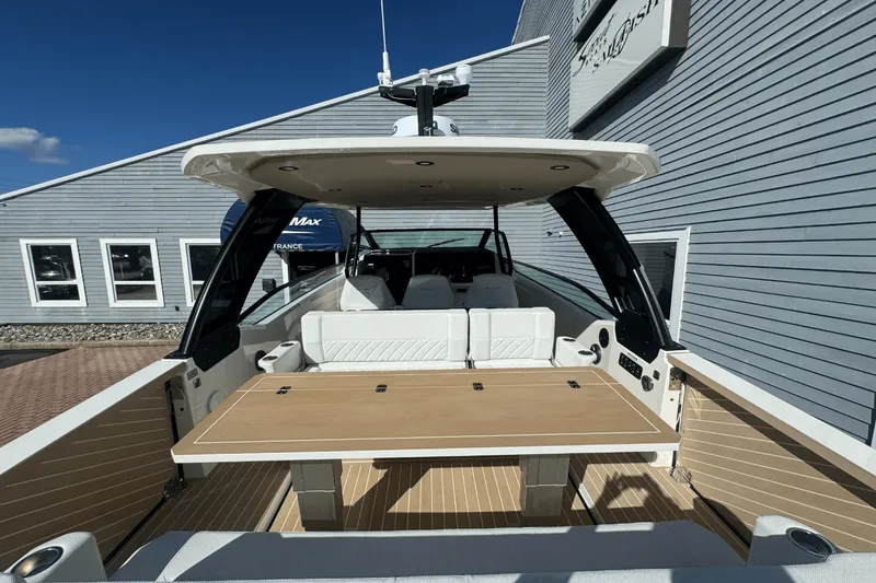 Slide: The Image of Saxdor 320 GTO 2026 - 11