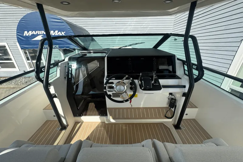 Slide: The Image of Saxdor 320 GTO 2026 - 31