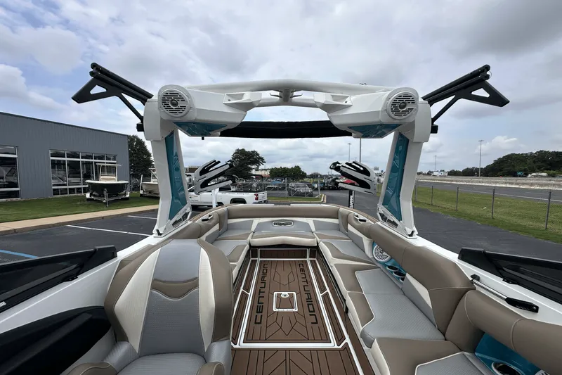 Slide: The Image of Centurion FI25 2021 - 10