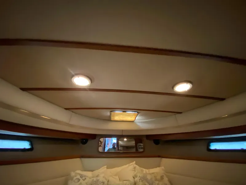 Slide: The Image of Carver Yachts 4207MY 1986 - 75