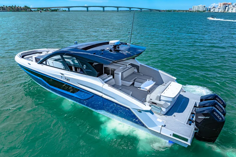 Slide: The Image of Cruisers Yachts 50GLS OB 2026 - 10