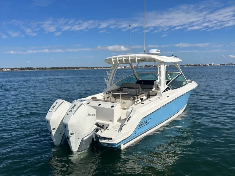 Slide: The Image of Boston Whaler 280 Vantage 2026 - 3