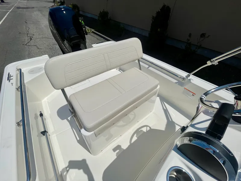 Slide: The Image of Boston Whaler 150 Montauk 2027 - 4