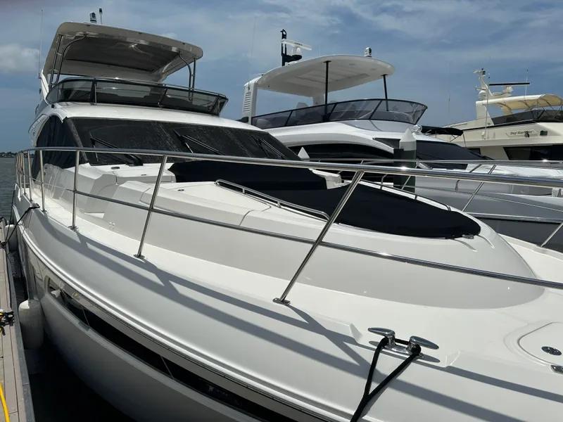 Slide: The Image of Sea Ray L650 Fly 2018 - 3