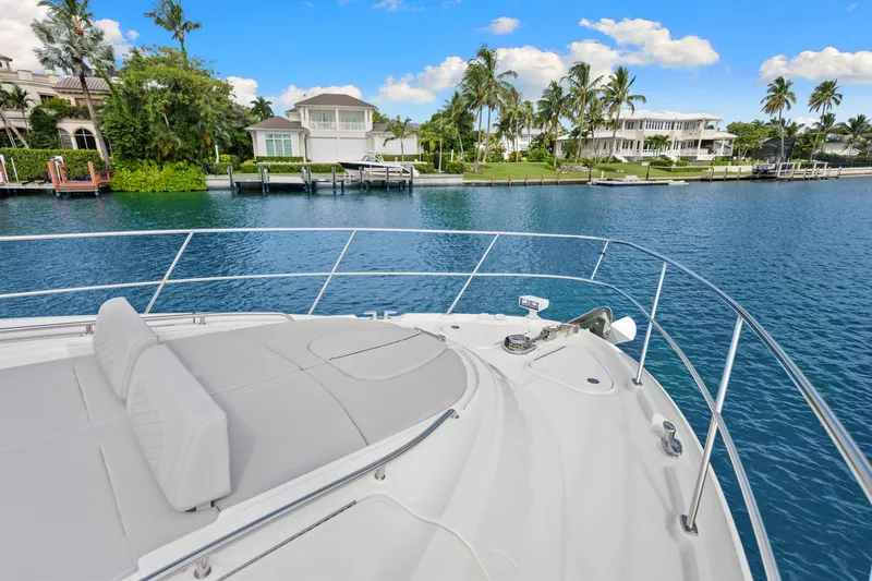 Slide: The Image of Sea Ray L650 Fly 2018 - 76