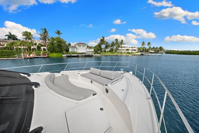 Slide: The Image of Sea Ray L650 Fly 2018 - 79