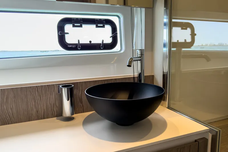 Slide: The Image of Azimut 53 FLY 2025 - 45
