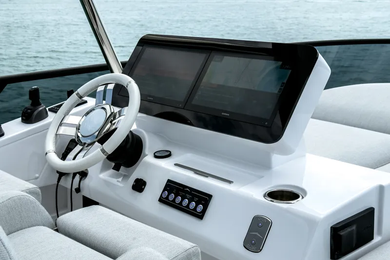 Slide: The Image of Azimut 53 FLY 2025 - 66