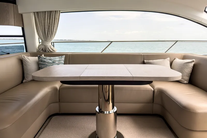 Slide: The Image of Azimut 53 FLY 2025 - 20