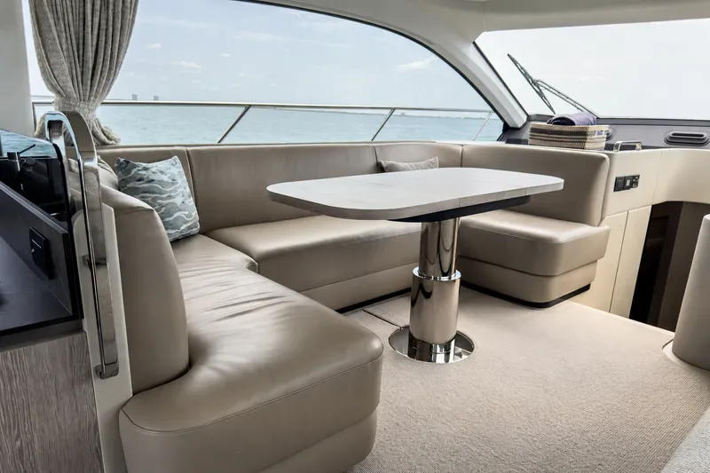 Slide: The Image of Azimut FLY 53 2025 - 21