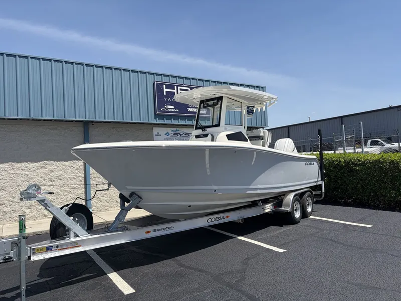 The Image of Cobia 245 Center Console 2027 - 0