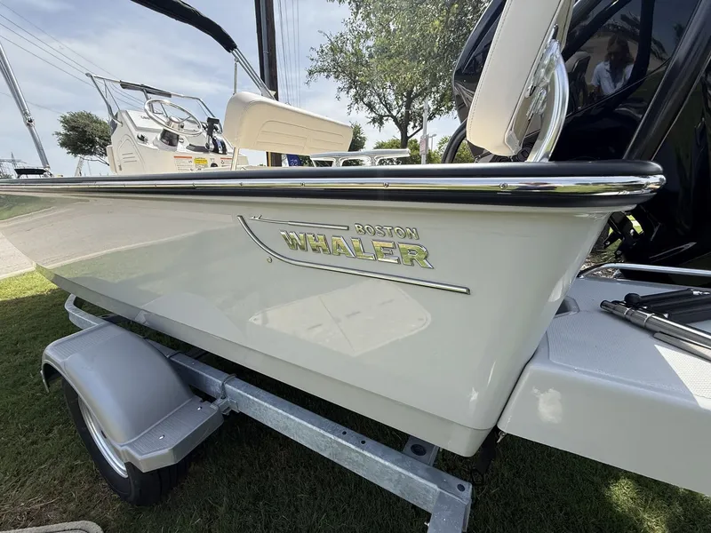 Slide: The Image of Boston Whaler 170 Montauk 2026 - 2