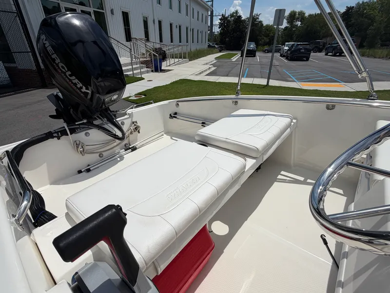 Slide: The Image of Boston Whaler 130 SUPER SPORT 2018 - 7