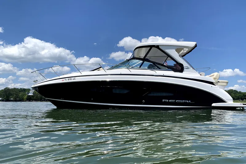 Slide: The Image of Regal 33 Express 2019 - 2