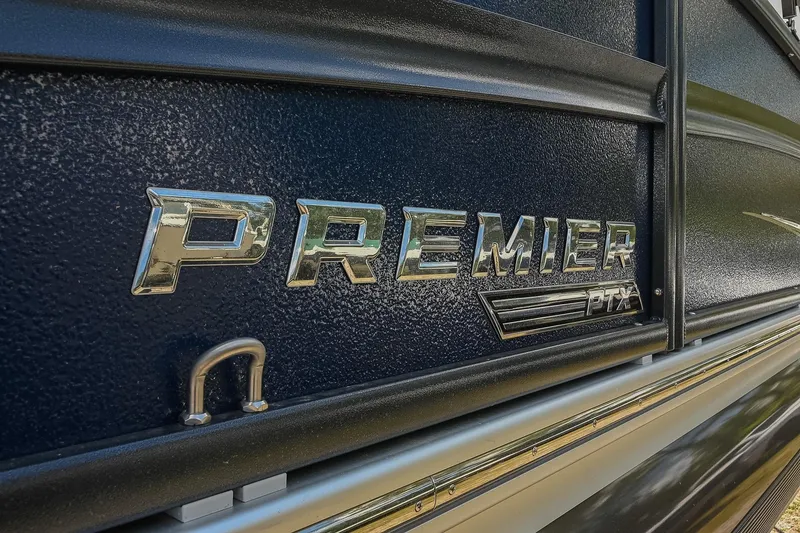 Slide: The Image of Premier 270 Intrigue RF 2023 - 30