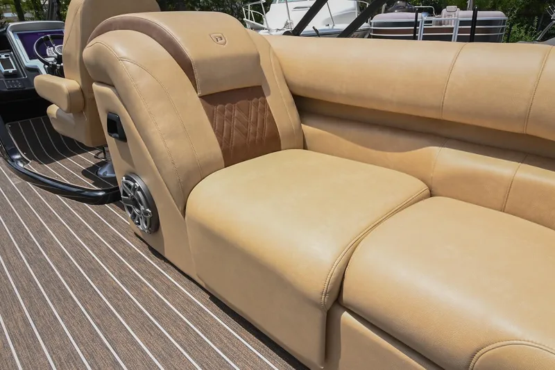 Slide: The Image of Premier 270 Intrigue RF 2023 - 11