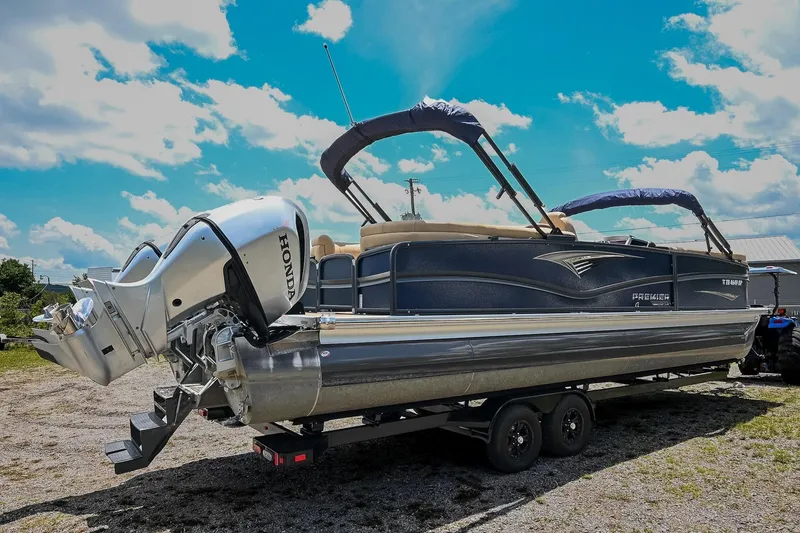 Slide: The Image of Premier 270 Intrigue RF 2023 - 22