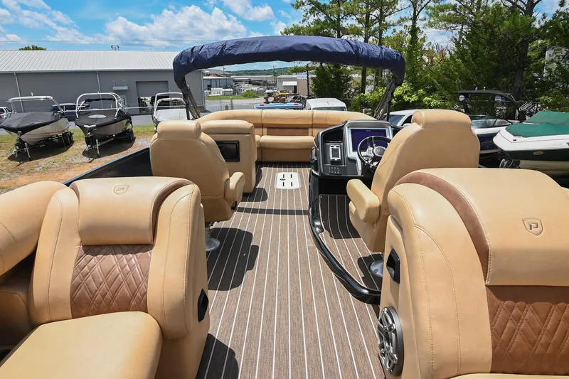 Slide: The Image of Premier 270 Intrigue RF 2023 - 8