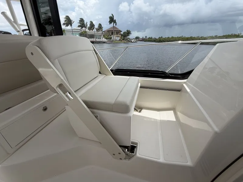 Slide: The Image of Boston Whaler 325 Conquest 2027 - 16
