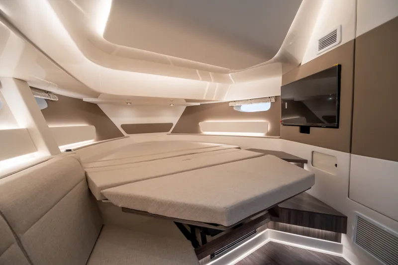 Slide: The Image of Sea Ray Sundancer 370 Outboard 2026 - 32