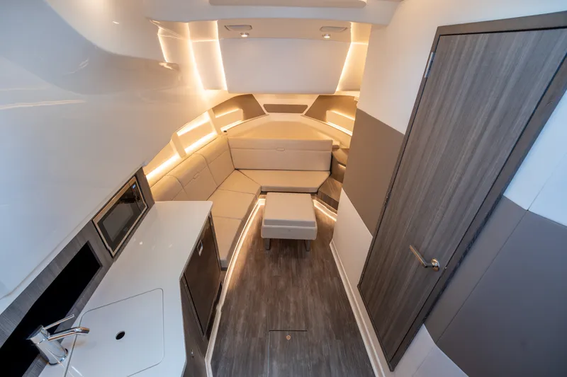 Slide: The Image of Sea Ray Sundancer 370 Outboard 2026 - 45