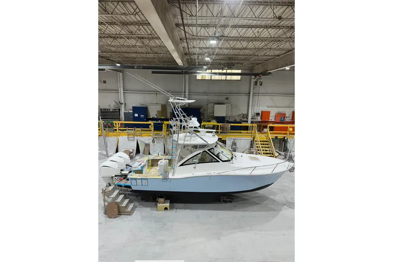 The Image of Custom 30 Albemarle with West Coast Bait System and Tower - 0