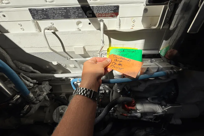 Slide: The Image of Sea Ray 510 FLY 2017 - 51