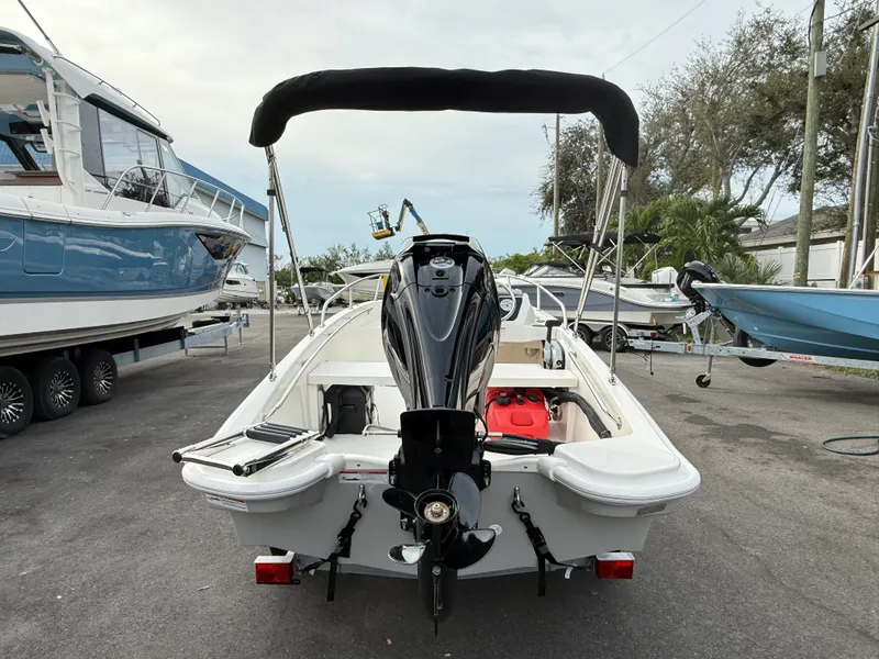 Slide: The Image of Boston Whaler 130 Super Sport 2026 - 5