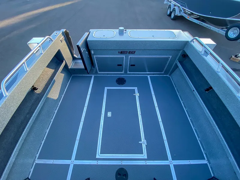 Slide: The Image of North River 22 Seahawk 2026 - 19