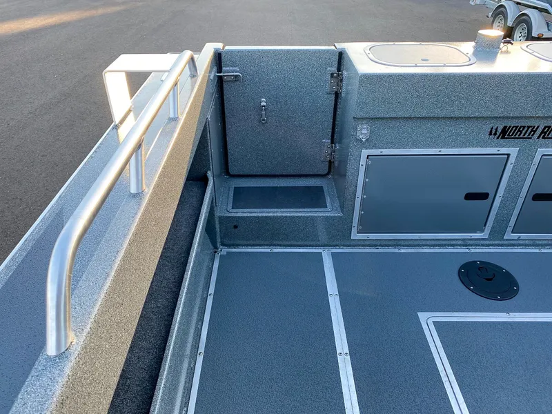 Slide: The Image of North River 22 Seahawk 2026 - 23