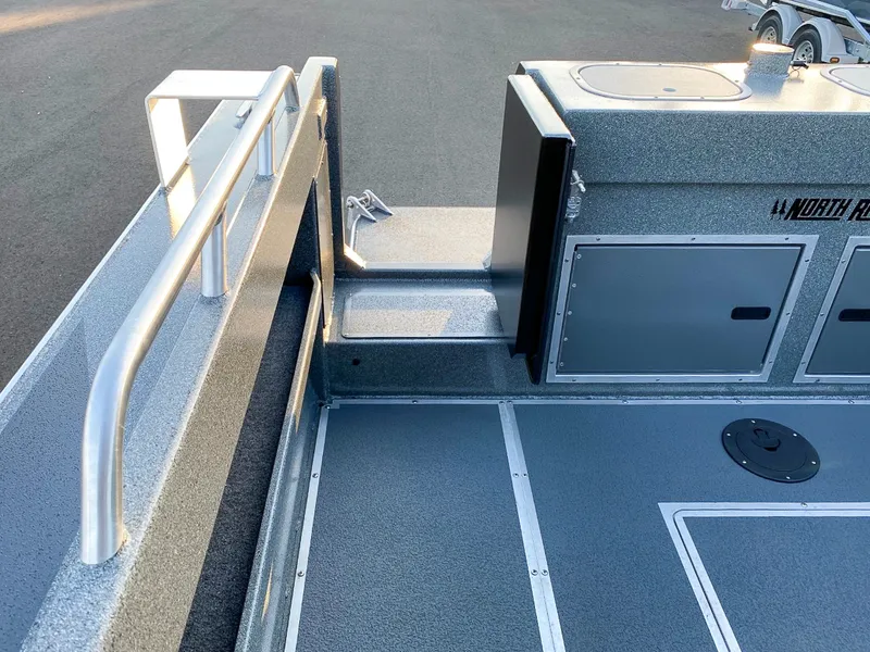 Slide: The Image of North River 22 Seahawk 2026 - 24