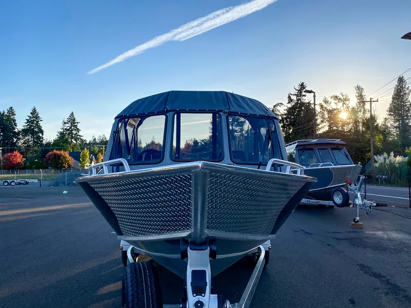 Slide: The Image of North River 22 Seahawk 2026 - 8