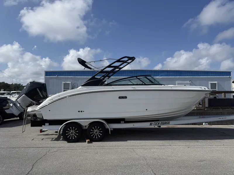 The Image of Sea Ray SDX 250 Outboard 2026 - 0