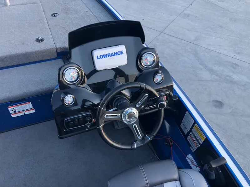 Slide: The Image of Nitro Z18 2019 - 7