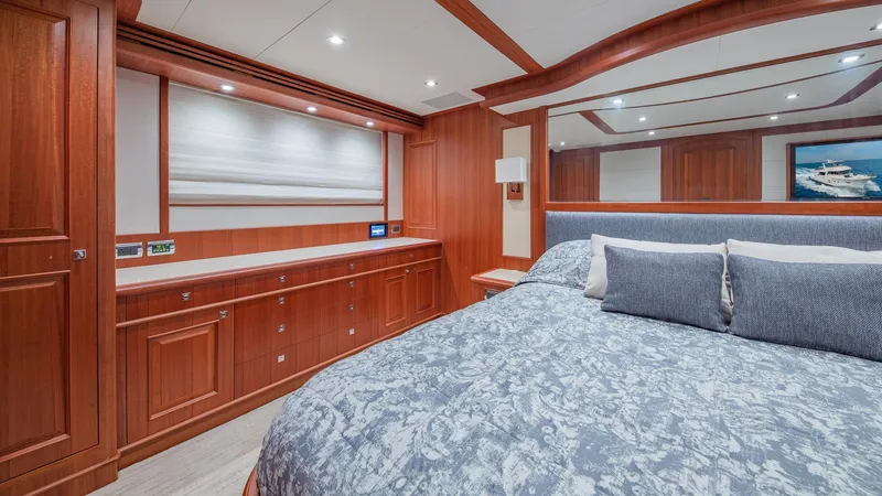 Slide: The Image of Hampton 680 ENDURANCE LRC 2027 - 56