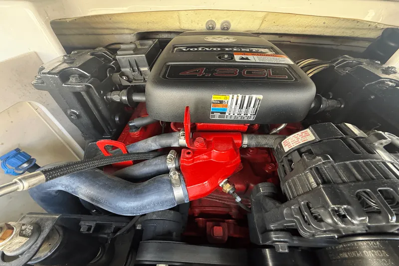 Slide: The Image of Four Winns 190 HORIZON 2008 - 11