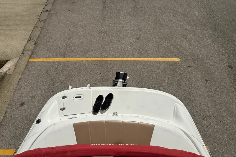 Slide: The Image of Four Winns 190 HORIZON 2008 - 12