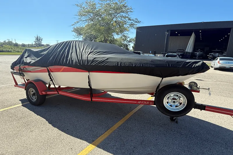 Slide: The Image of Four Winns 190 HORIZON 2008 - 2