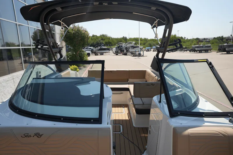 Slide: The Image of Sea Ray SDX 230 Surf 2026 - 24