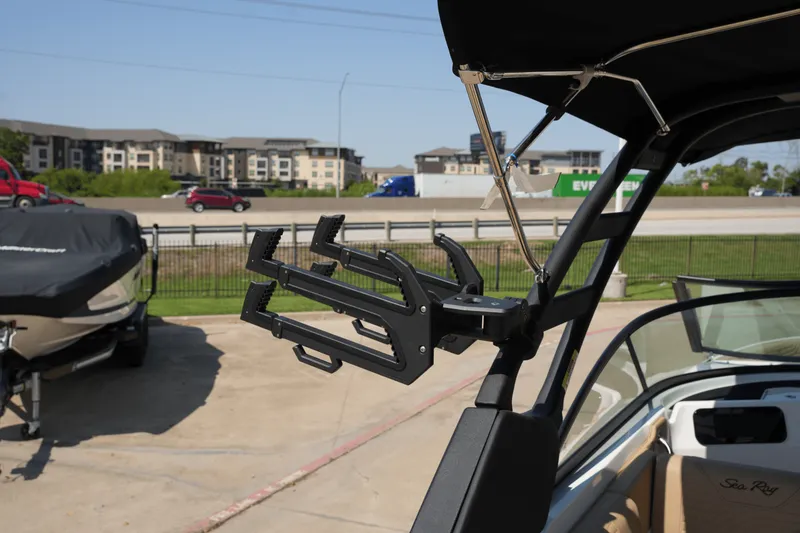 Slide: The Image of Sea Ray SDX 230 Surf 2026 - 27