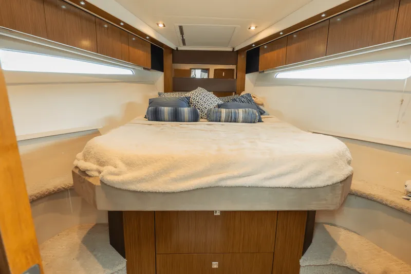 Slide: The Image of Cruisers 41 CANTIUS 2016 - 13